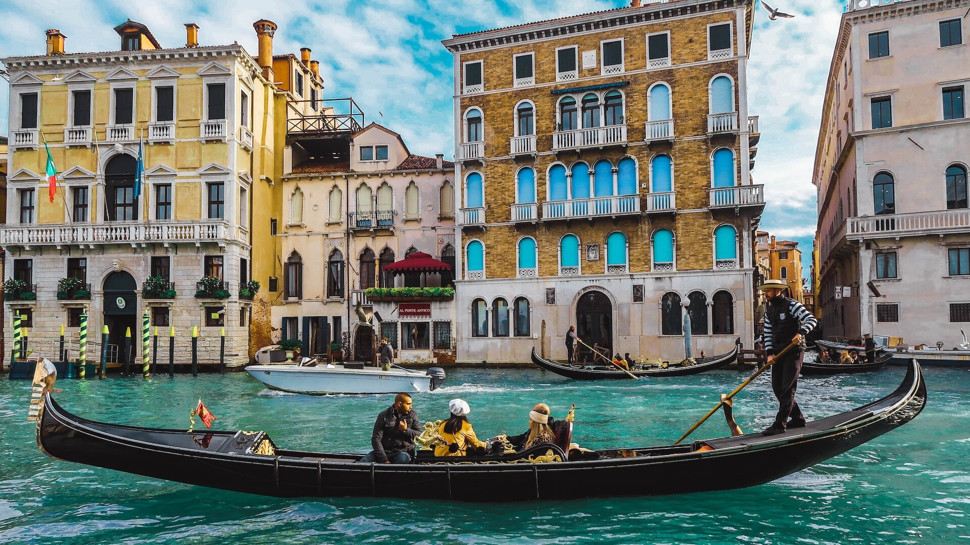 Discover 10 Italy