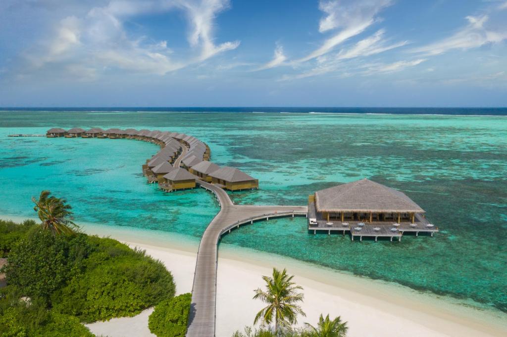 Cocoon Maldives Island resort