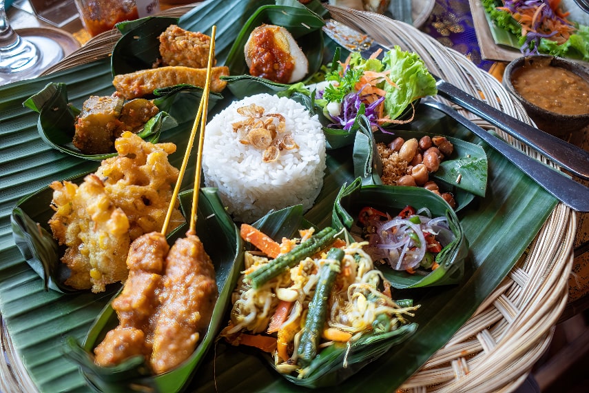 Food to eat in Bali in November