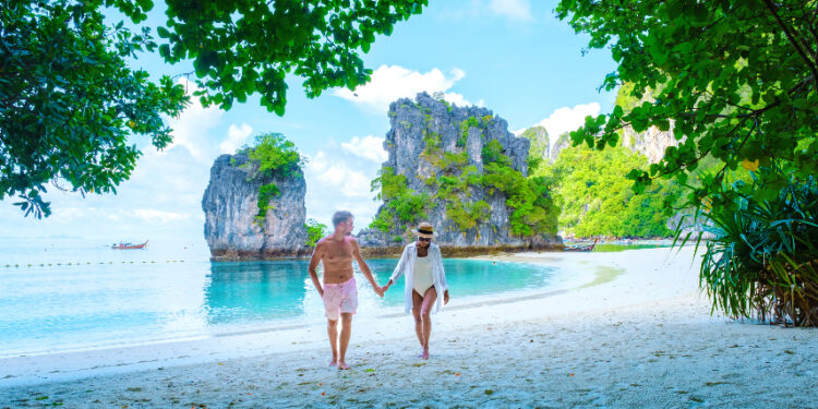 Thailand a best honeymoon destination in december