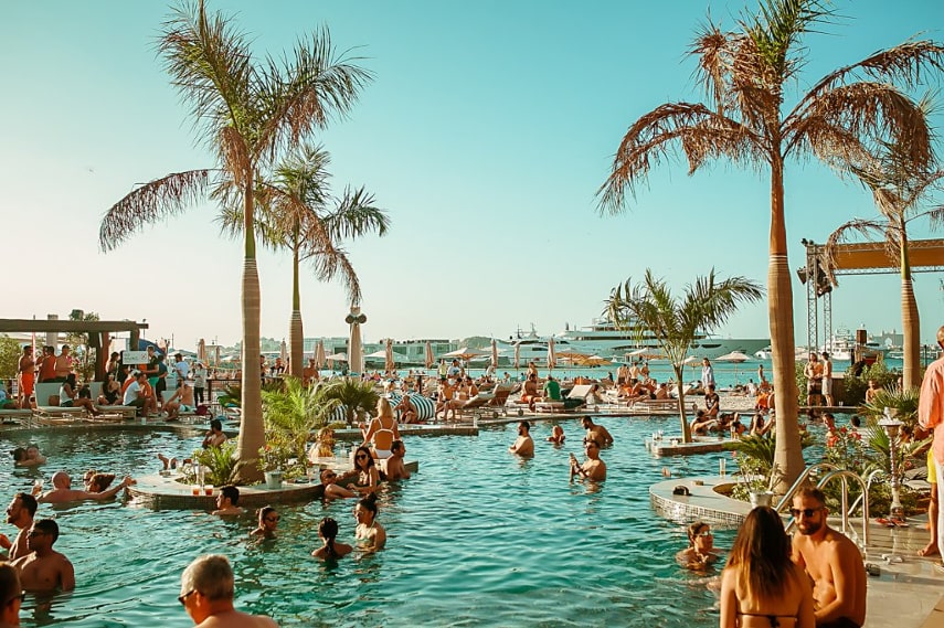 The 12 Best Beach Clubs in Dubai For 2024