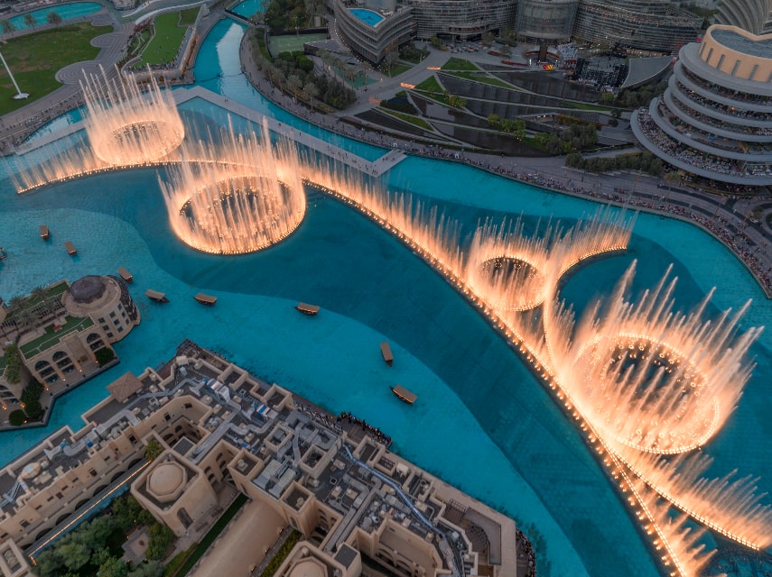 Watch Dubai Fountain show