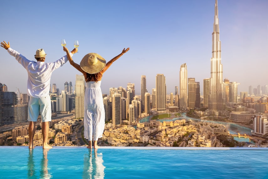 Visitor Arrivals in Dubai in April