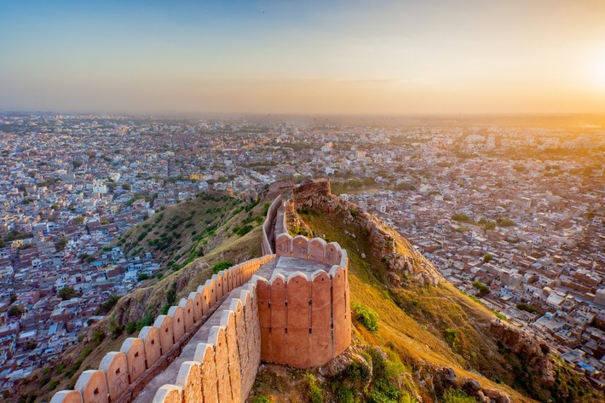 Visit Nahargarh fort in Jaipur, India in August
