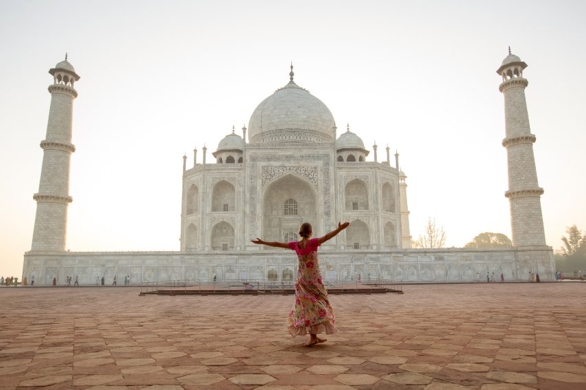 Outfit to wear in Taj Mahal, India in August